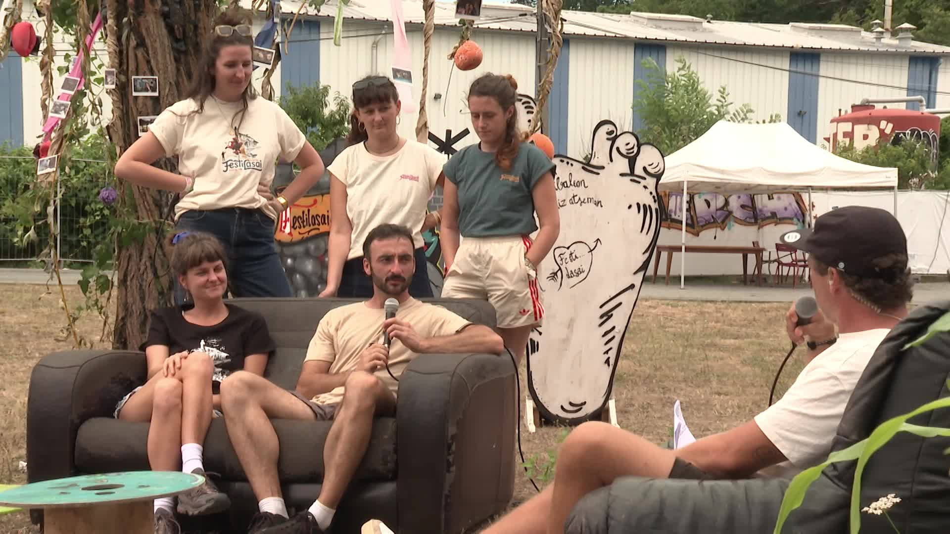 Festilasai 20 urteak gozatuz