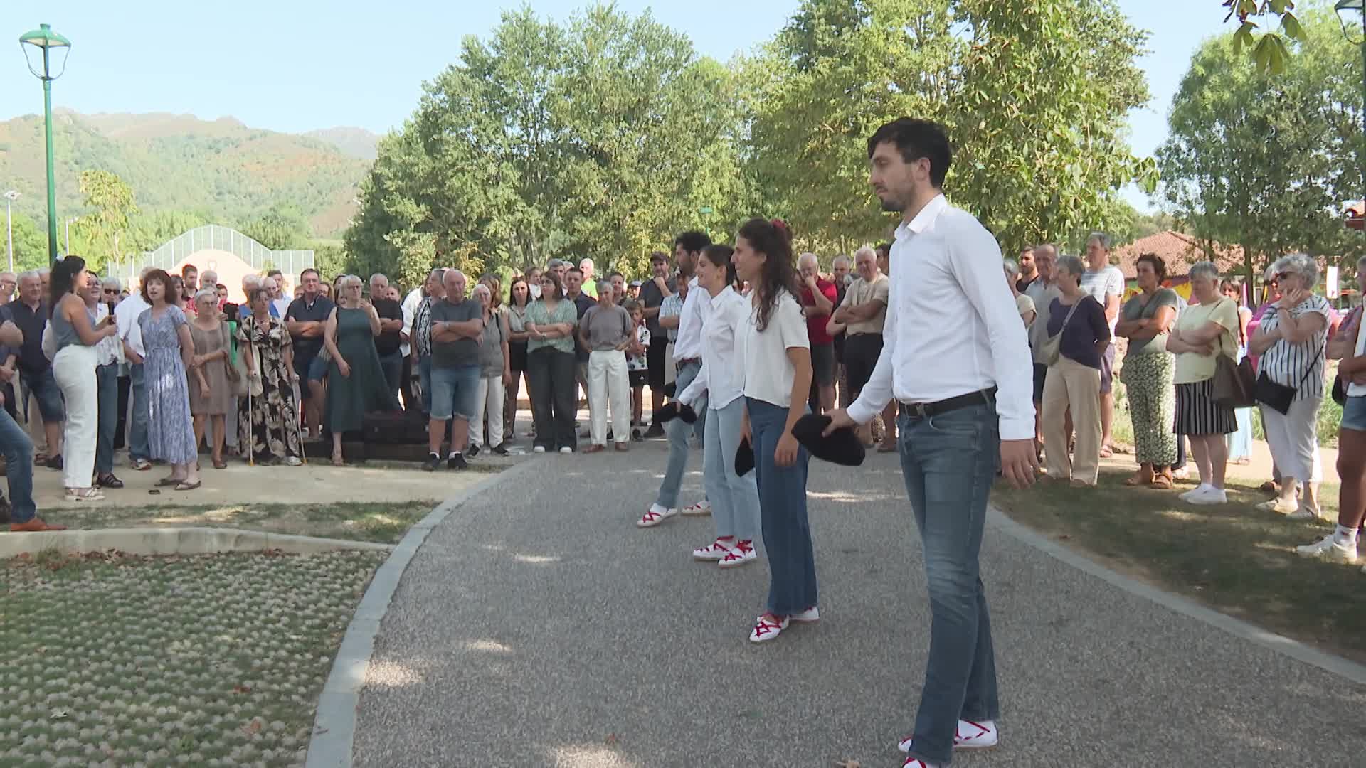 Herriko obren estreinaldia Ortzaizen